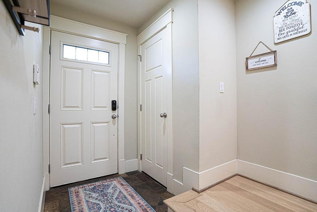 Exquisite Central Townhome With Spacious Loft And Gourmet Kitchen Seattle Luaran gambar
